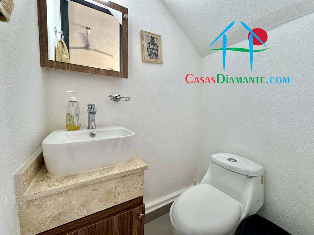 Puerta al Sol Puerto Vallarta Casa 11A - Baño de visitas 1